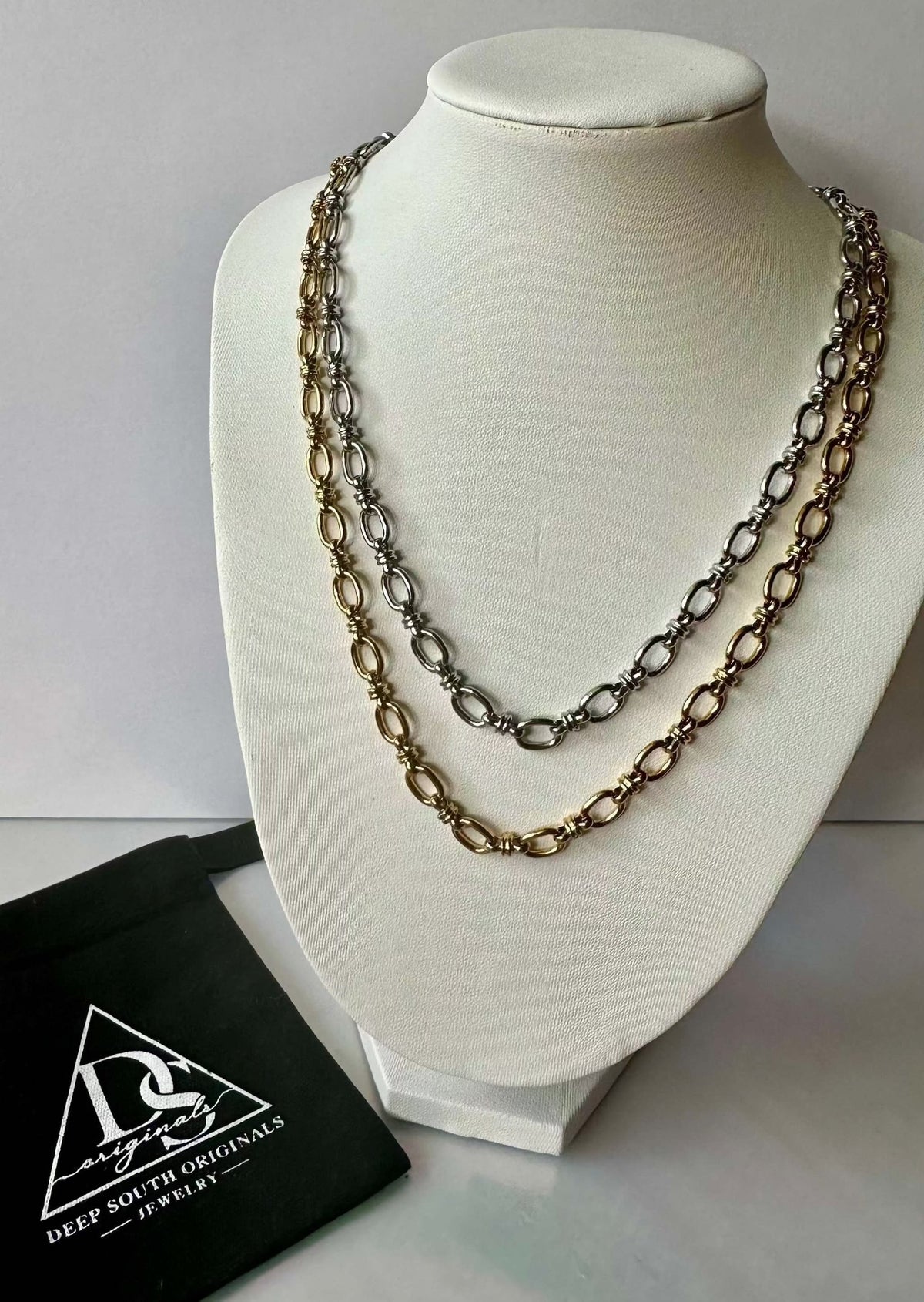 Tri Oval Mini Link Necklace 18K Gold Non Tarnish Water Resistant