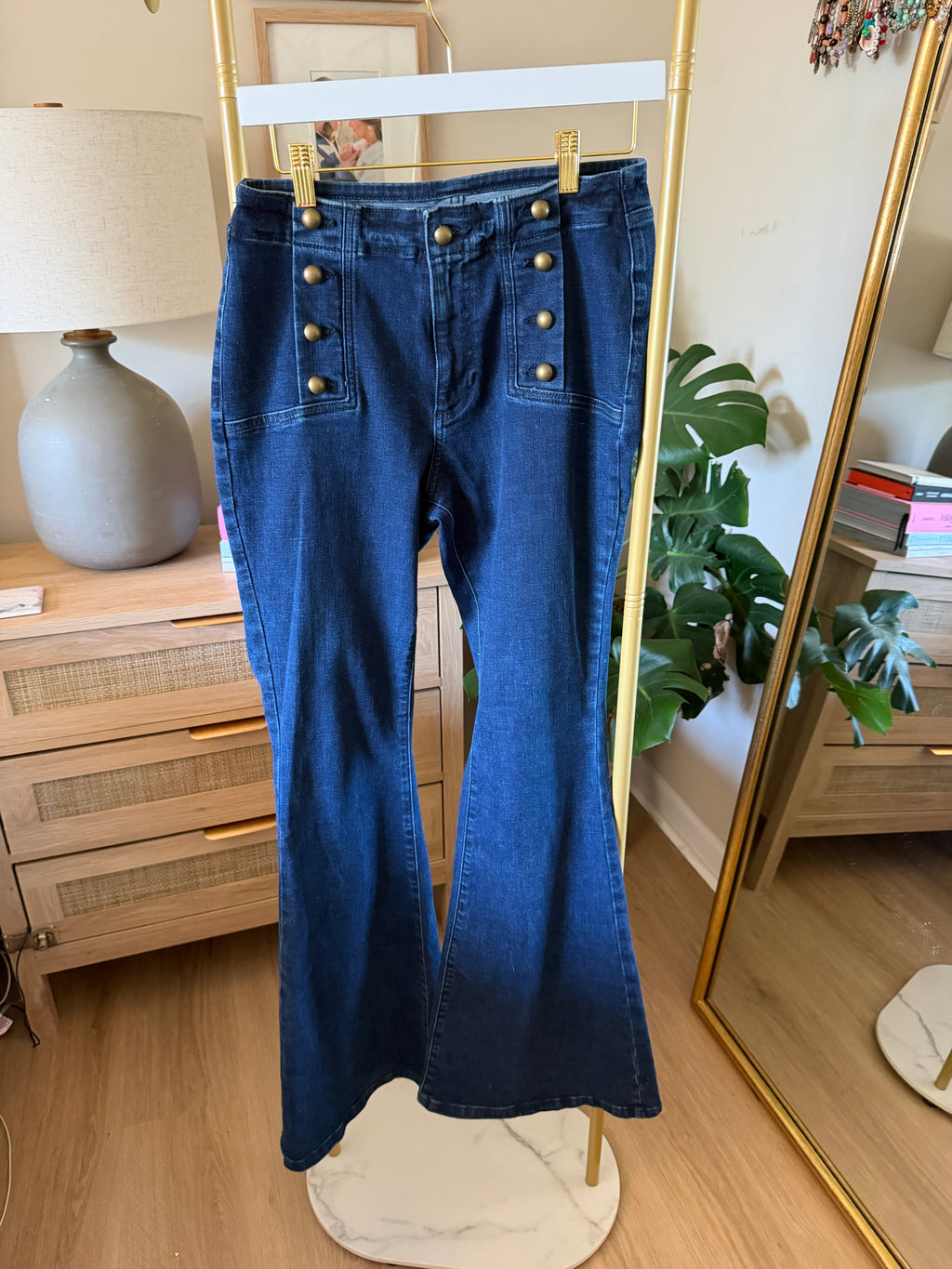 RYEGRASS High Rise Super Flare Jeans Women’s 6 Dark Wash Sailor Gold Buttons