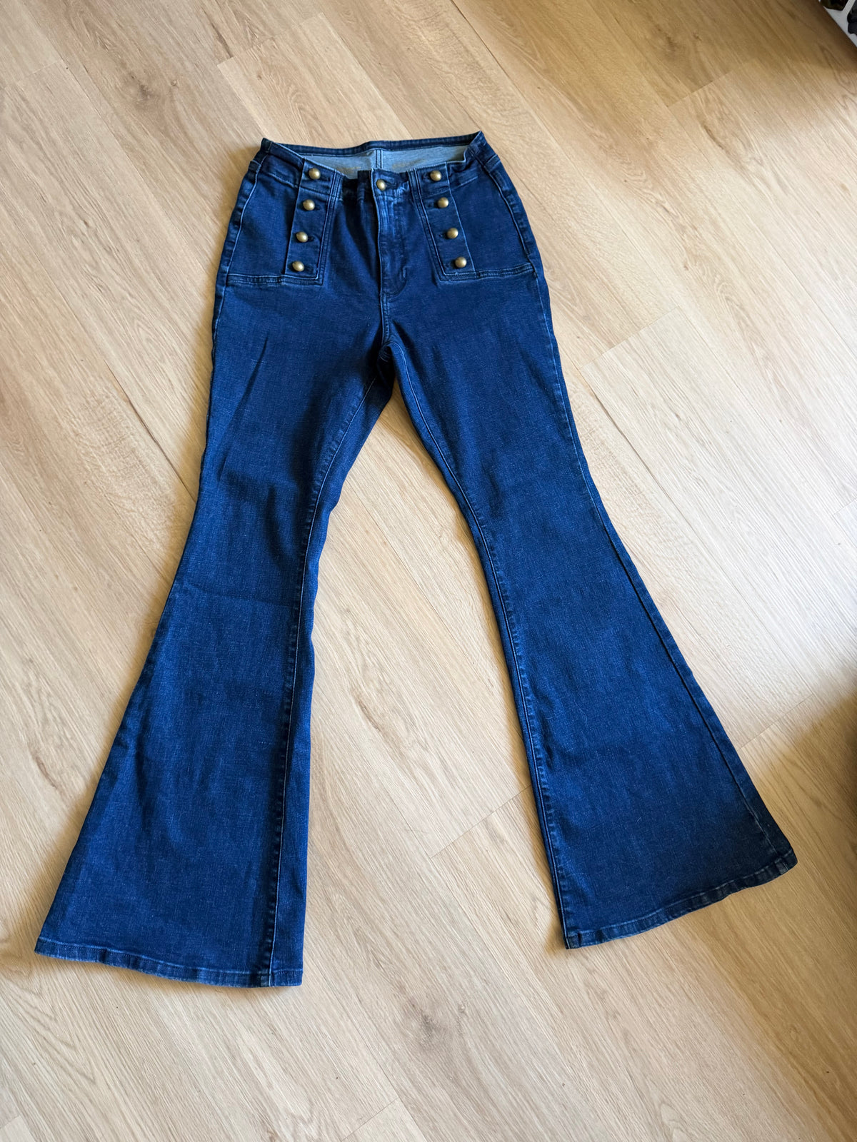 RYEGRASS High Rise Super Flare Jeans Women’s 6 Dark Wash Sailor Gold Buttons